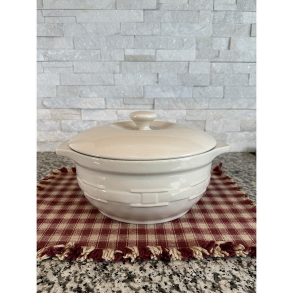 VTG Longaberger Woven Traditions Ivory 4 Quart Covered Casserole Dish EUC